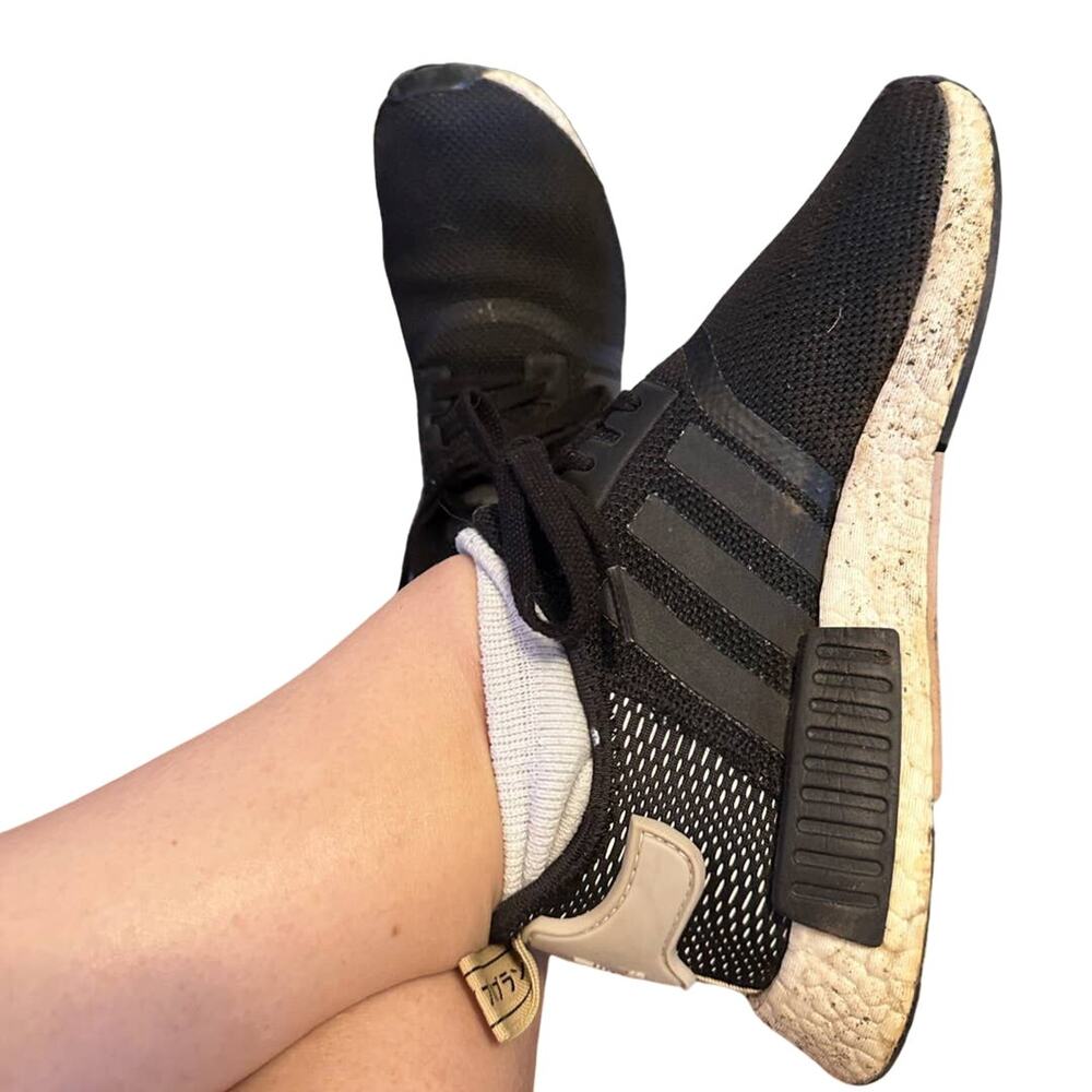 Adidas NMD R1 Women's Athletic Running Shoes Black/White BA7751 Sz 7.5